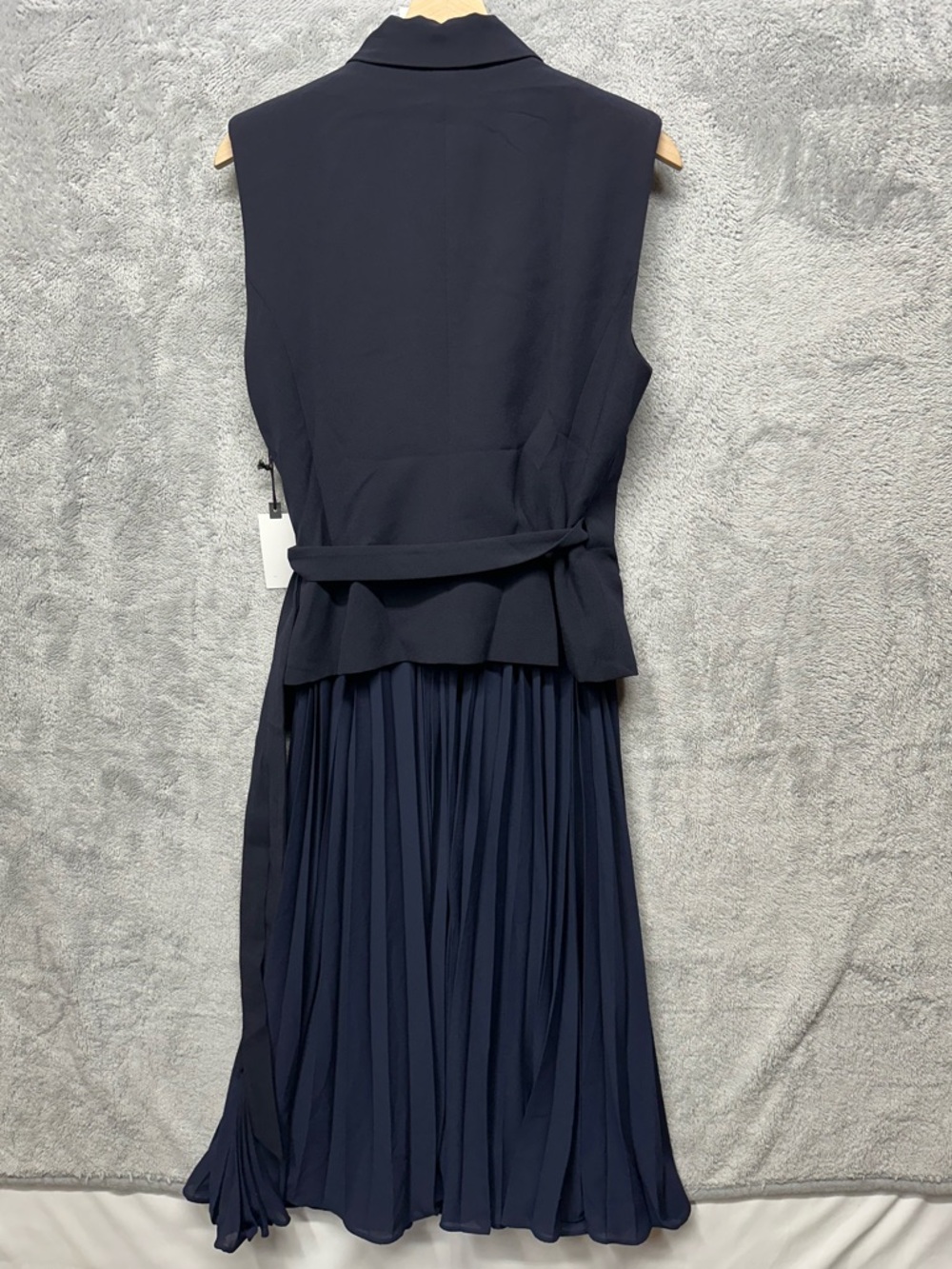ASTR The Label Midnight Navy Pleated Blazer Dress Sleeveless Wrap Size L NWT - Picture 3 of 11